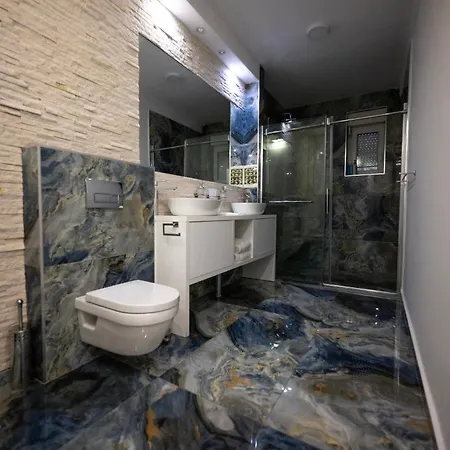 Apartment Aries In *